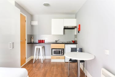 1 bed studio, Crewe Street, City Centre, Chester, CH13DA - Image 4